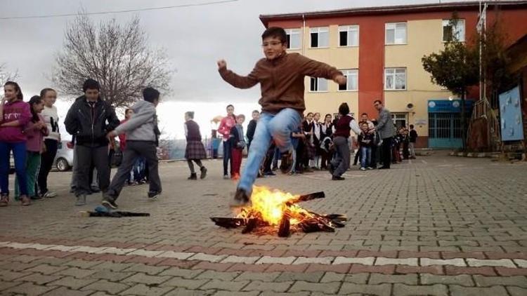 Hasanlar Ortaokulu’nda Nevruz Coşkusu