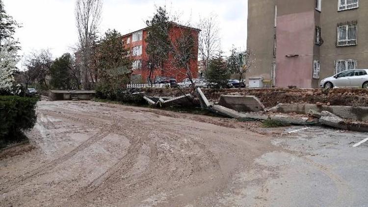 Gayret Sakinlerinin İmdadına Yenimahalle Belediyesi Yetişti