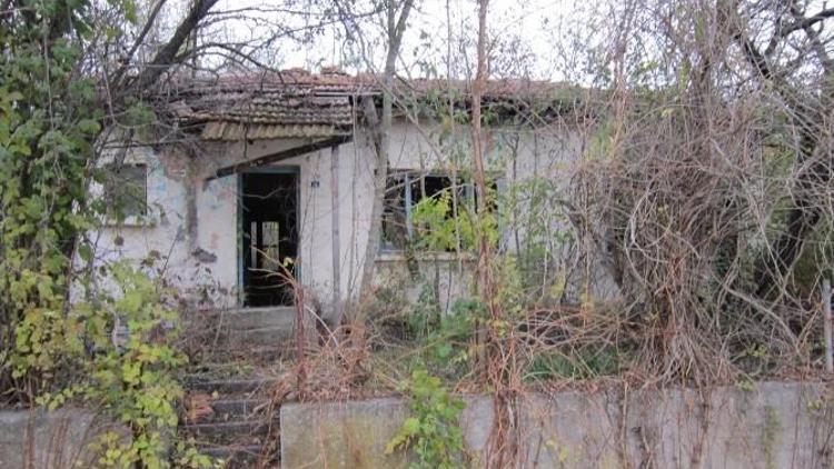 Kartepe Belediyesi Tarihi Koruyarak Restore Ediyor