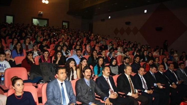 Dicle Üniversitesi’nde Kütüphane Haftası Etkinlikleri