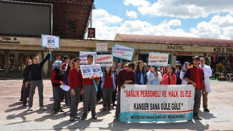 Ürgüp’te Kansere Farkındalık Yürüyüşü