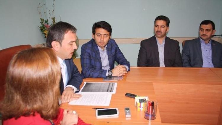 AK Parti’den Belediye Borcuna Eleştiri