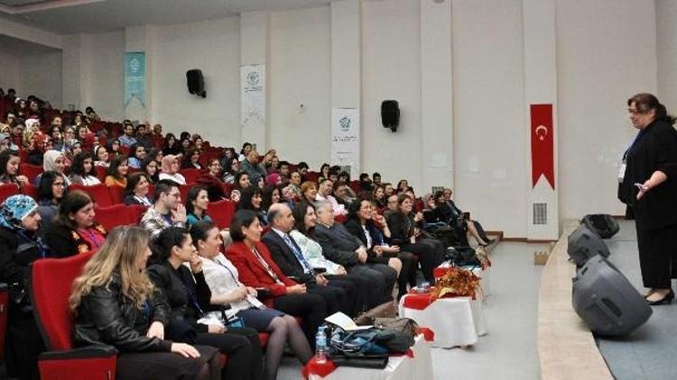 NEÜ’de 1.uluslararası İngiliz Dili Eğitimi Konferansı Gerçekleşti