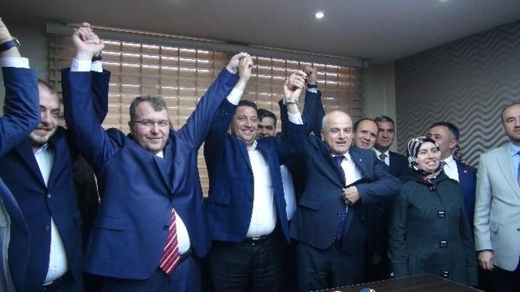 AK Parti’nin Bilecik Milletvekili Adayları Açıklandı