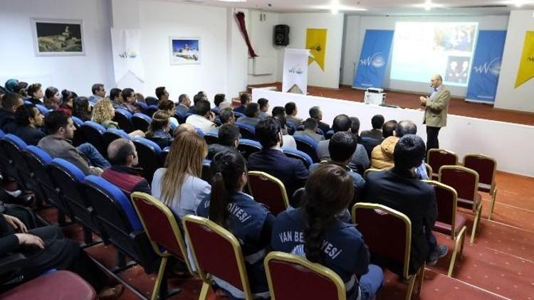 Van’da “Bireysel Ve Kurumsal İmaj Yönetimi” Semineri