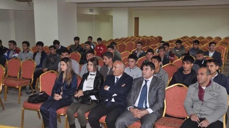 Meslek Lisesi Öğrencilerine Yurtdışı Bilgilendirme Toplantısı