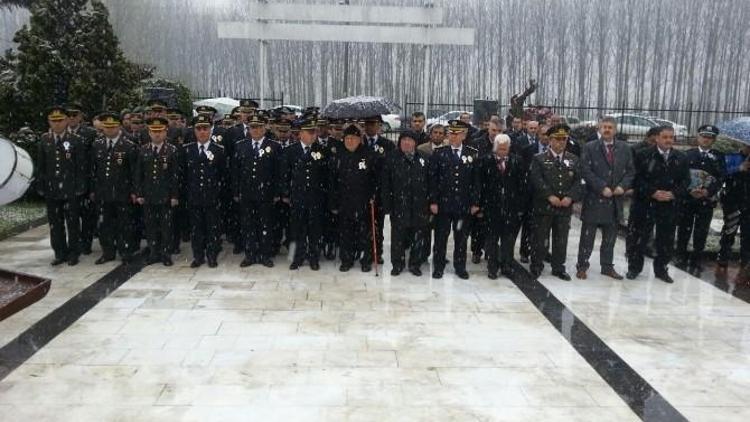 Polis Haftası’nda Şehitler Unutulmadı