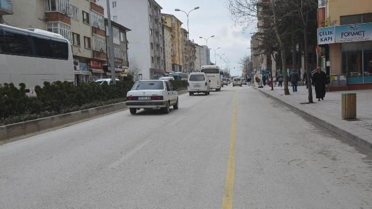 Bozüyük’te Ücretli Park Uygulaması Ana Cadde Üzerinde Başladı