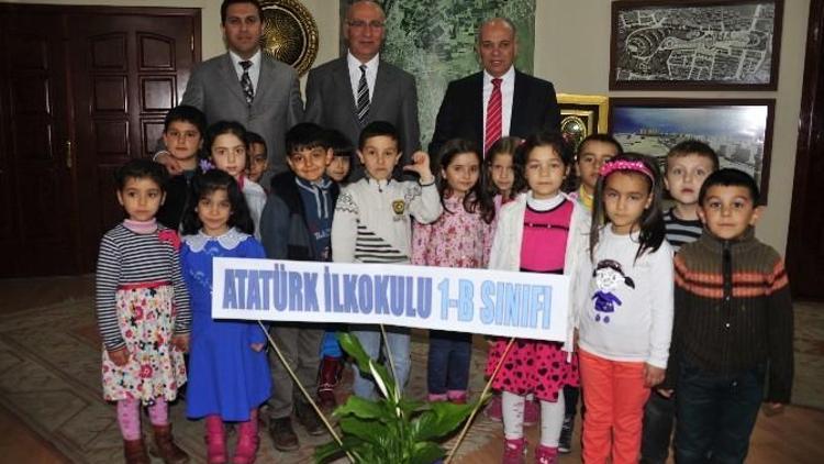 Karaman Belediyesine Öğrencilerin Ziyaretleri Sürüyor