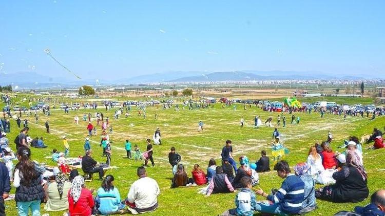 Torbalı’da Uçurtmalar, Lösemili Çocuklar İçin