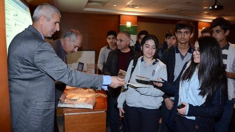 “O’nu Anlamak” Projesi Çerçevesinde 50 Bin Kitap Dağıtılacak