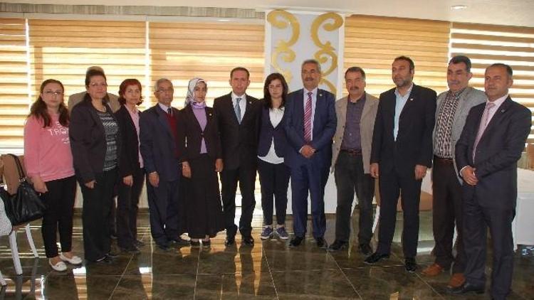 HDP, Aday Adaylarını Basın Mensuplarına Tanıttı