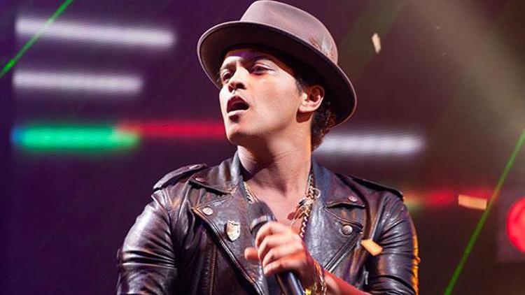 Bruno Marsa şov başına 3 milyon TL