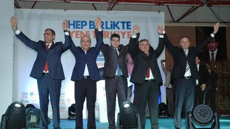 AK Parti Karaman Adaylarını Tanıttı