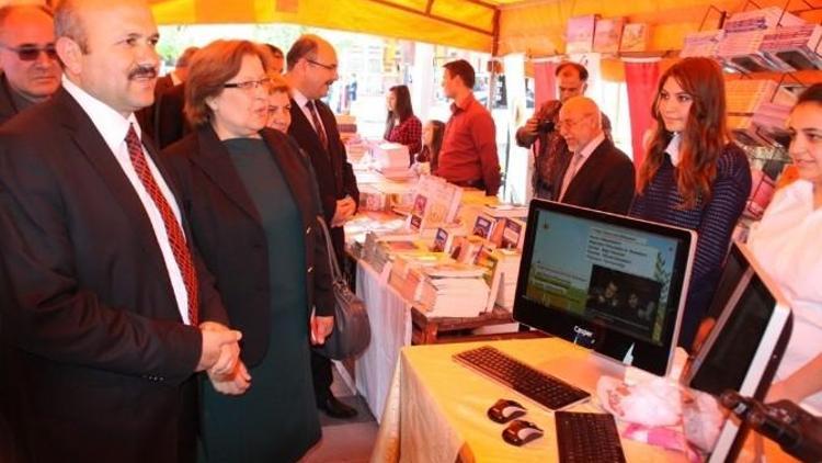 Erzin’de Portakal Çiçeği Kitap Sanat Ve Yemek Günleri Festivali