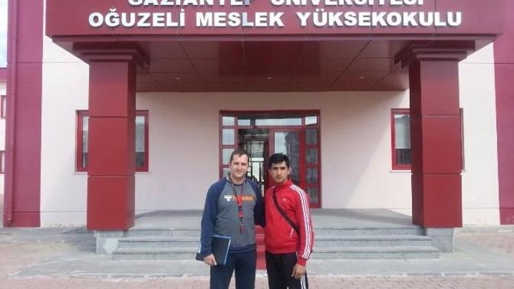 Oğuzeli MYO Öğrencilerinden Büyük Başarı