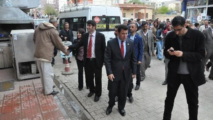 HDP Mardin Milletvekili Adayları Dargeçit’i Ziyaret Etti