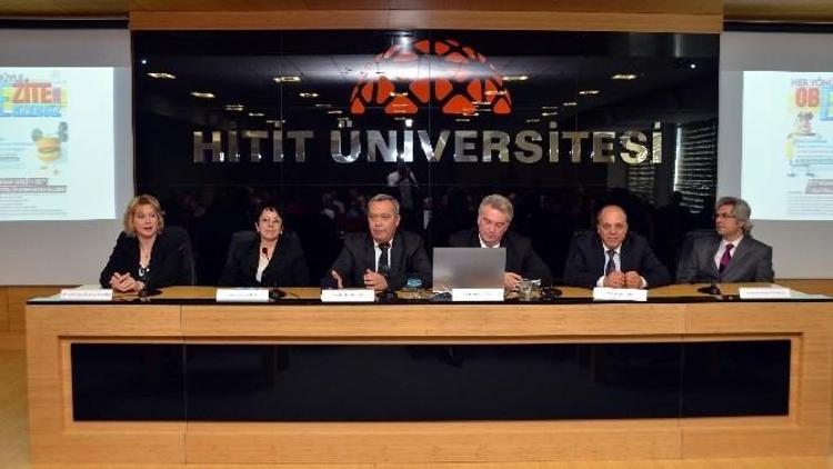 Hitit Üniversitesi’de “Obezite Ve Egzersiz” Paneli