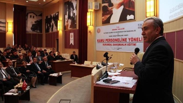 Kurumsal Danışmanlık Eğitim Seminerine Katılanlara Sertifikaları Verildi