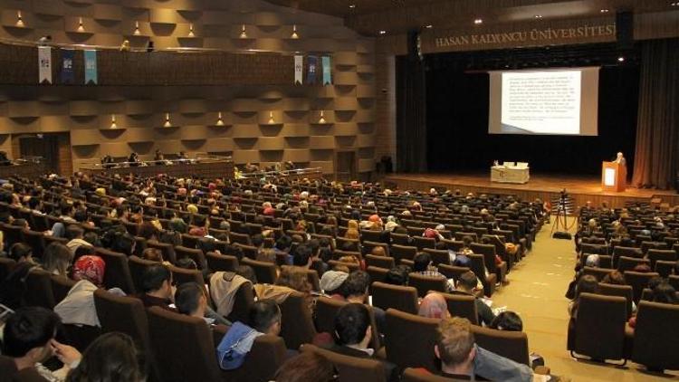 HKÜ’de Psikoloji Gündemi 5: Konferansı