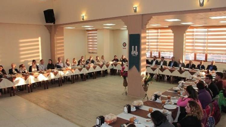 Hizmet İş Sendikası’ndan “Engelleri Aşalım, Erzurum’da Buluşalım” Projesine Destek