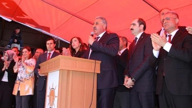 AK Parti Van Milletvekilleri Adayları Partililerle Buluştu