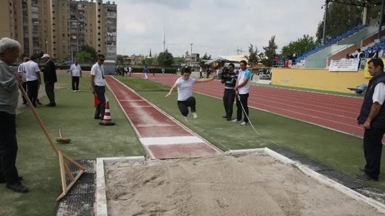 Özel Sporculara Büyükşehir Desteği