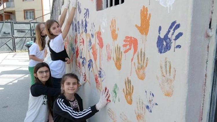 Süleyman Cura İlköğretim Okulu’nun Duvarları Renklendi