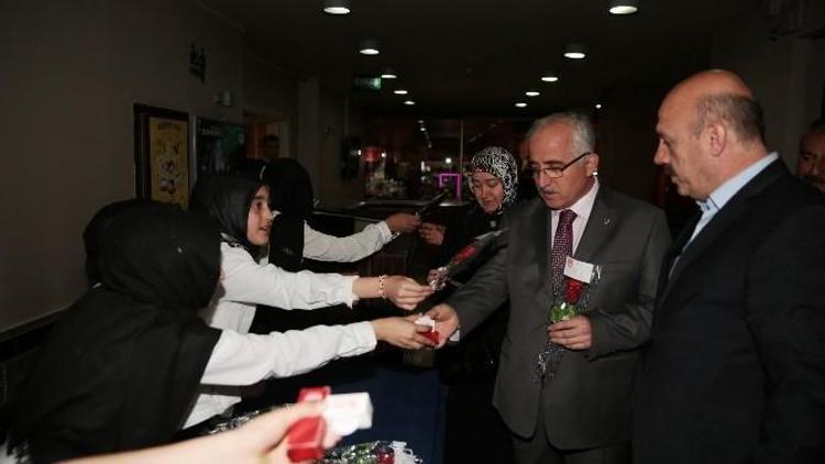 Kazım Karabekir İmam Hatip Ortaokulu’nun Kutlu Doğum Programı