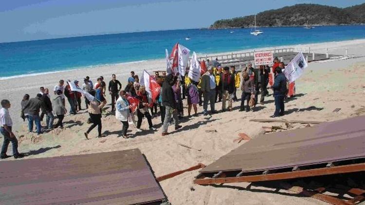 Ölüdeniz’de Platform Eylemi