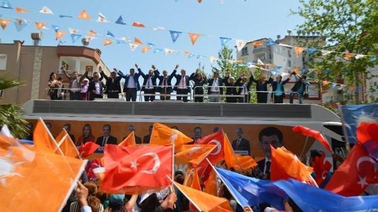 AK Parti Mersin Milletvekili Adayları İlçelerde Tanıtılıyor