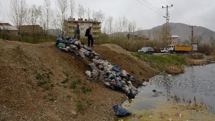 Hakkari’de Çevre Kirliliği