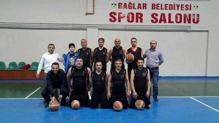 Masterler Basketbol Takımı Faaliyetlerine Başladı