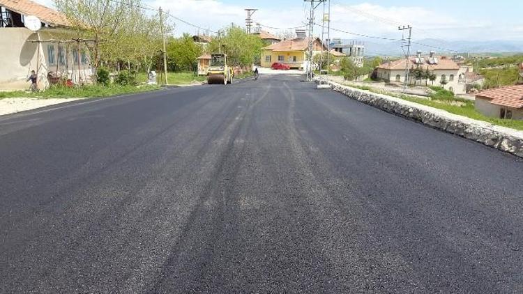 Kültür Caddesi’nde Asfaltlama Çalışması