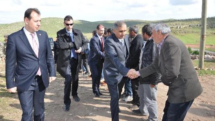 Vali Koçak Kavgada Ölenlerin Ailelerine Taziye Ziyaretinde Bulundu