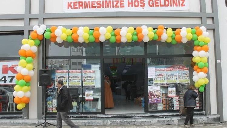 Mardin’de Öğrenciler Yararına Kermes Açıldı