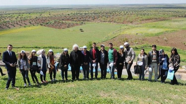 Üniversiteliler Oylum Köyünde Lebeniye Gününde