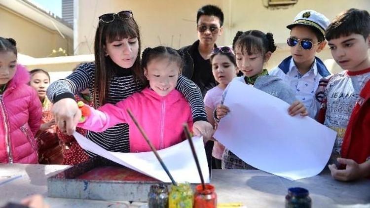 Çinli Ve Azeri Çocuklara Beyoğlu’nda Workshop Eğlencesi