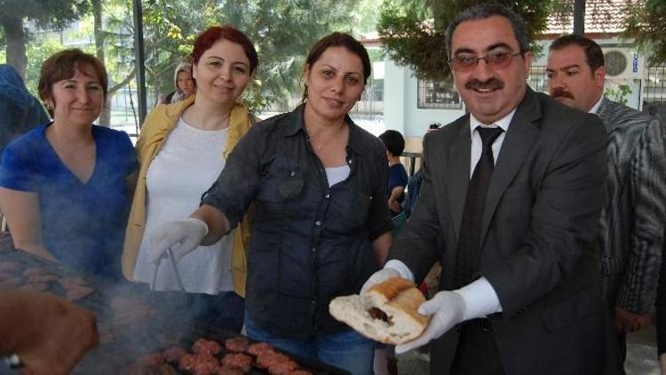 Aydın Ticaret Odası İlkokulu Kermesi Yoğun İlgi Gördü