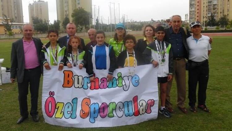 Burhaniye’de Özel Sporcular Rekor Kırdı