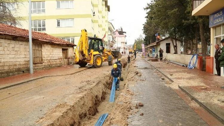 Tavas’ta Alt Yapı Çalışmaları Devam Ediyor