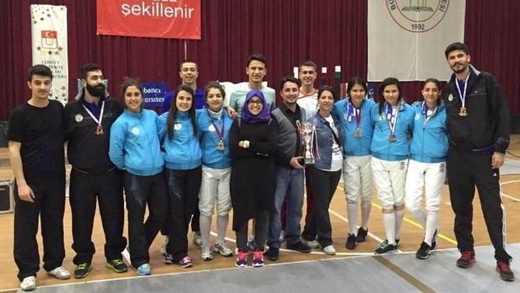 Selçuk’un Sporcuları 11 Madalya Ve 2 Kupa İle Döndü