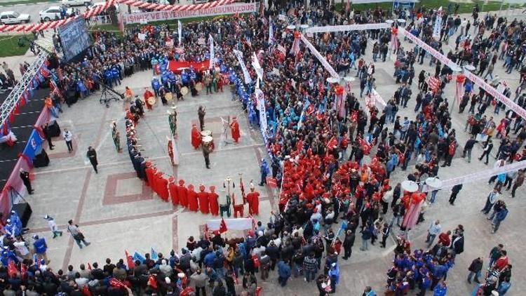 1 Mayıs Biga’da Bayram Gibi Kutlandı