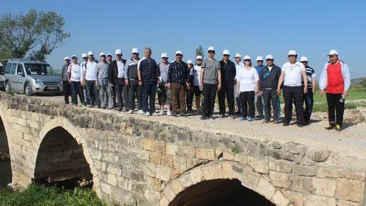 Yavuzeli’de Sağlıklı Yaşam Yürüyüşü Yapıldı