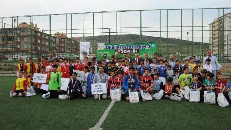 Bozüyük’te Futbol Şenliği Sona Erdi