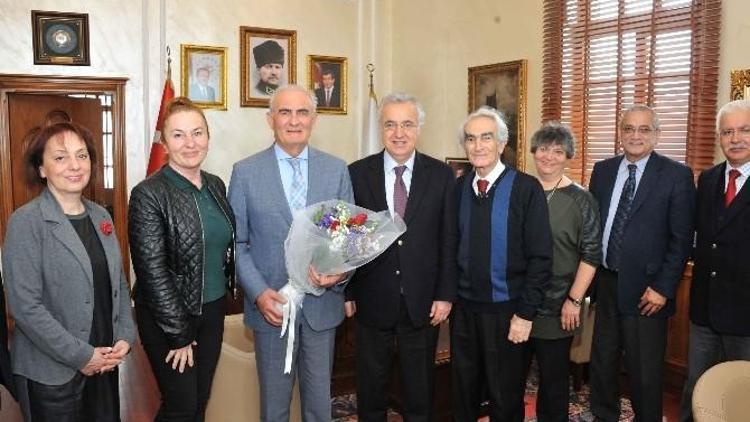 19 Mayıs Lisesi Mezunları Derneği’nden Başkan Yılmaz’a Ziyaret