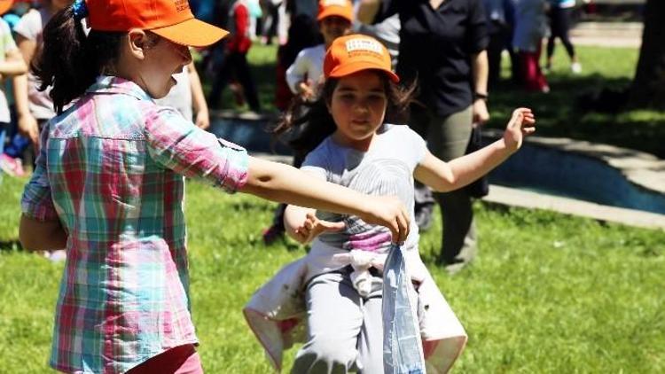 Sokak Oyunları Coşkusu Bursa’yı Sardı