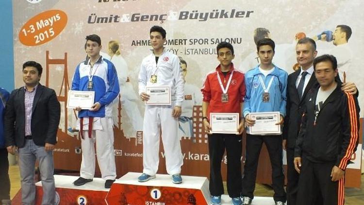 Boğaziçi Karate Turnuvasında Kağıtspor’dan Büyük Başarı