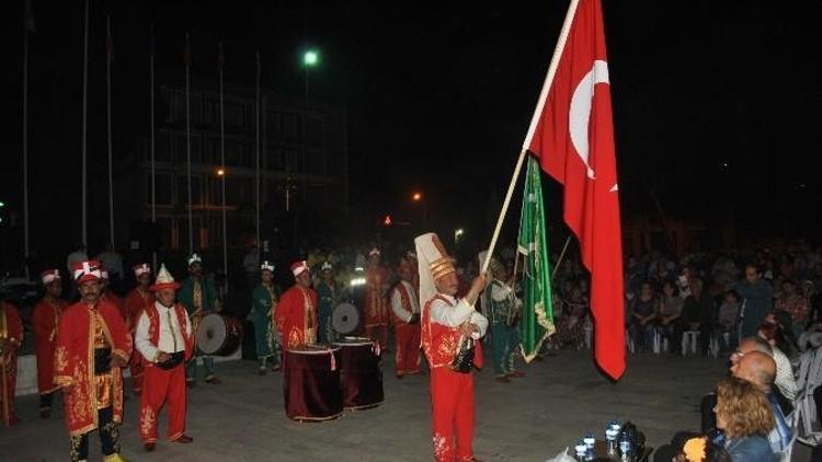 İncirliovalılar Türkçülük Günü Ve Hıdırellez’i Kutladı