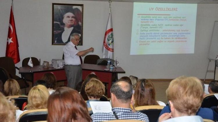 Eczacılar Meslek İçi Eğitimlere Aralıksız Devam Ediyor